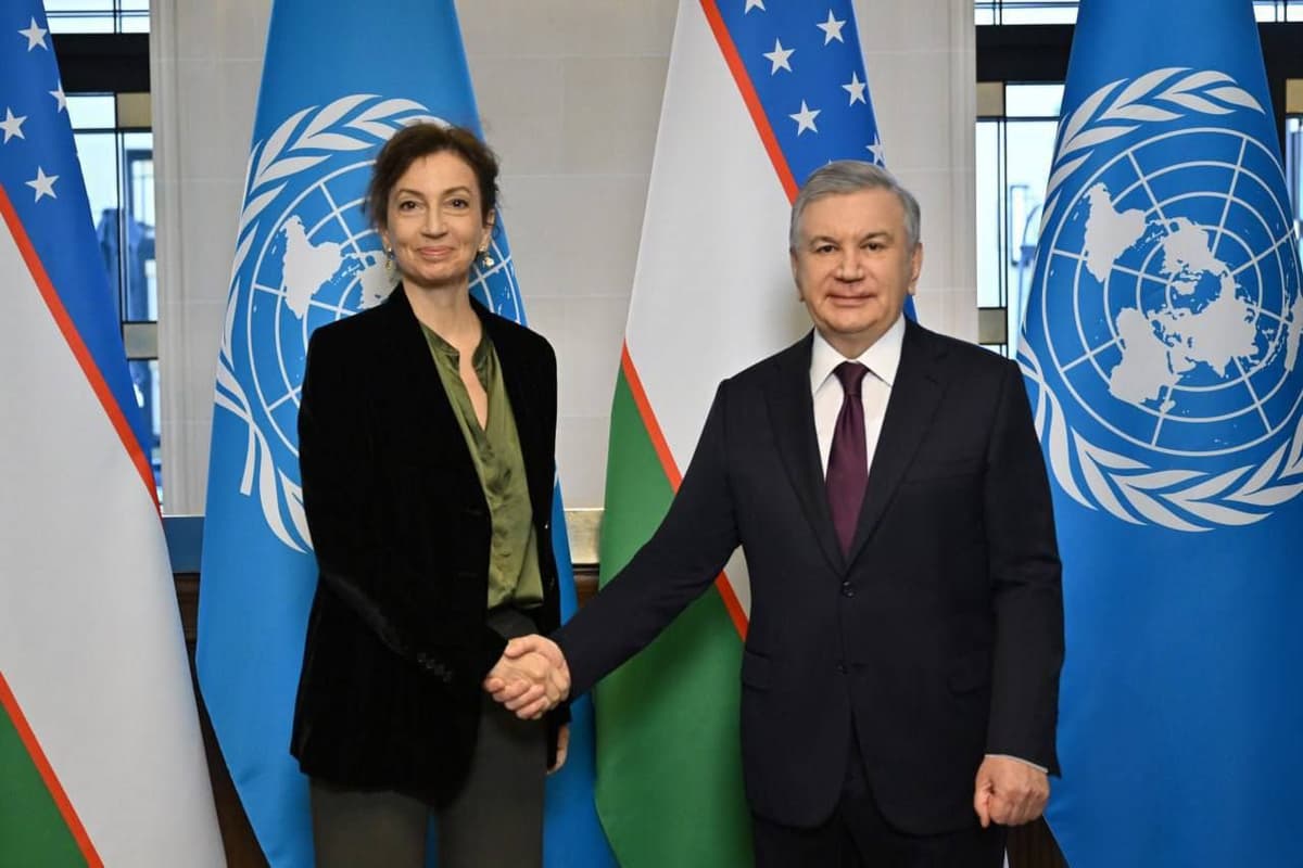 Shavkat Mirziyoyev meets with UNESCO Director-General in Paris