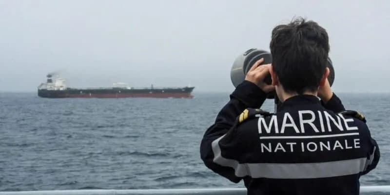 Fransiya yana Rossiya «yashirin floti»ga mansub tankerni qo‘lga oldi