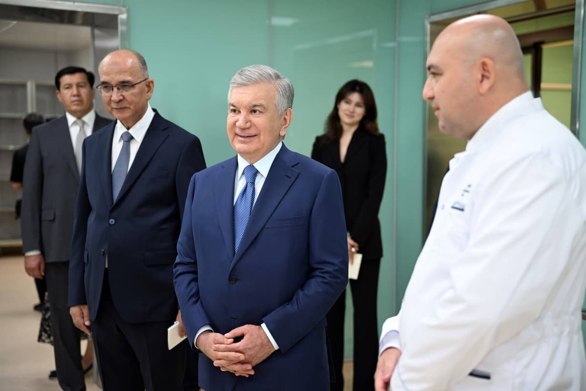 Shavkat Mirziyoyev Sergelidagi zamonaviy xususiy tibbiyot markazi bilan tanishdi