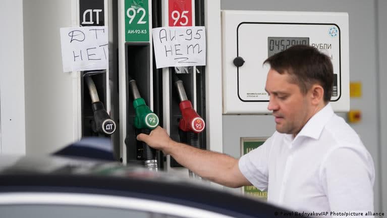 Rossiya ichki bozorni ta’minlash uchun “Yevro-3” benziniga ruxsat berdi