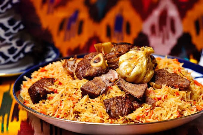 1 kilogramm palov qanchaga tushadi?