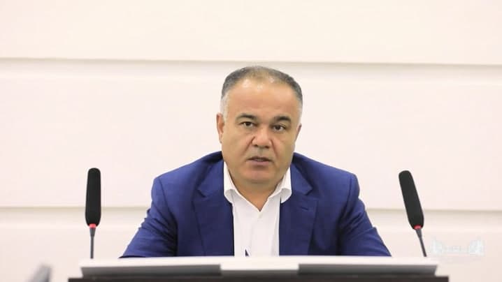 Samarkand governor triggers backlash by assigning urban upkeep and street patrols to teachers