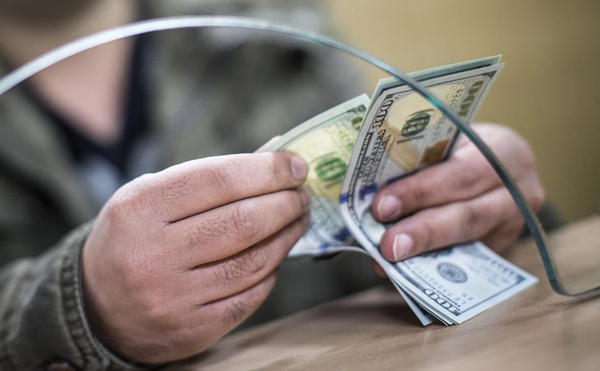 Remittances to Uzbekistan rise 13% despite falling share from Russia