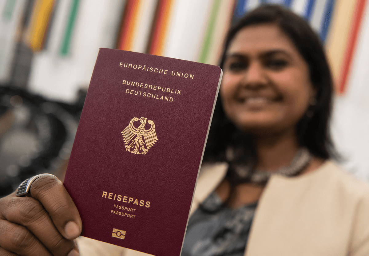 Germaniya fuqaroligini olgan chet elliklar soni rekord darajaga yetdi