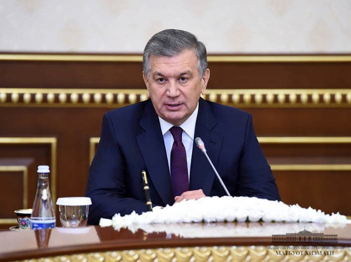Katta loyihalar, ish staji va propiska - Mirziyoyev ipakchilik bo‘yicha yangi qaror imzoladi