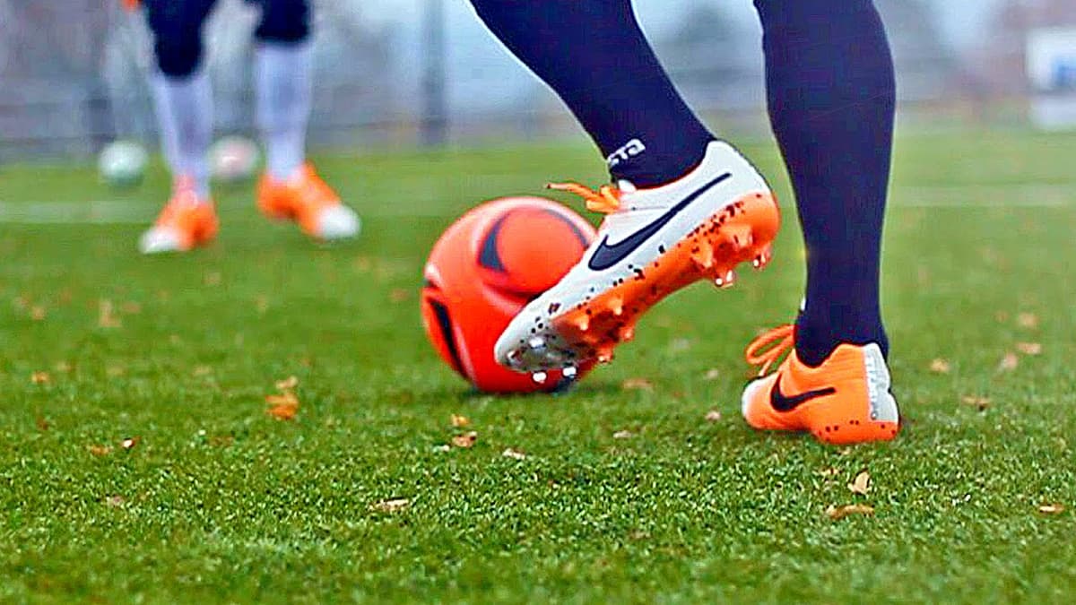 Uelsda futbol uchrashuvi yer silkinishi sababli to‘xtatib turildi