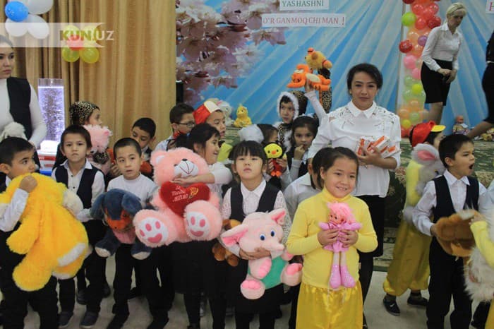 Fotoreportaj: Namunali, bir-biriga mehribon bolalar tarbiyalanadigan maktabga sayohat