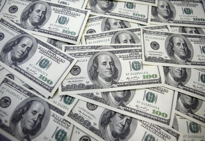 Yuridik shaxslar sentabr - dekabr oylarida 2,9 mlrd dollarlik valyutani sotib oldi