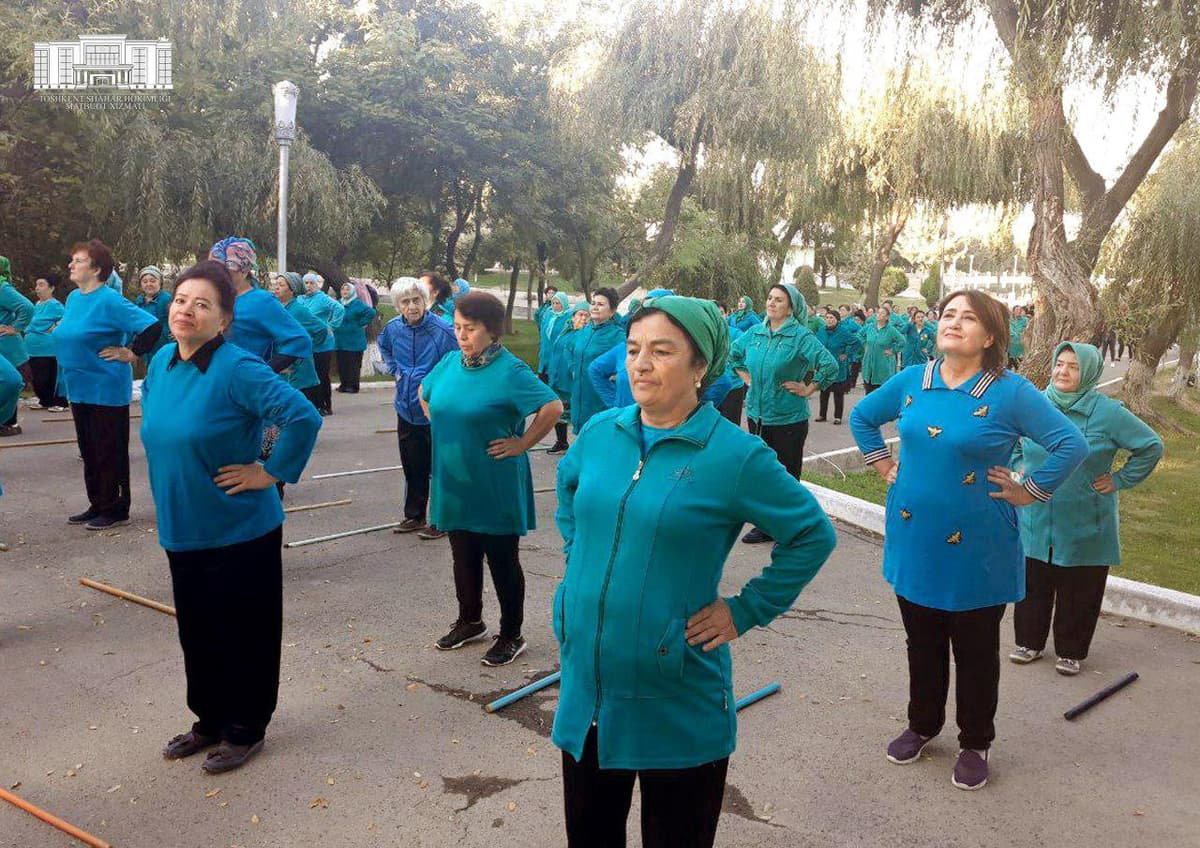"E'zozli ayollar" gimnastrada sportchi guruhi tashkil topganligining 6 yilligi nishonlandi