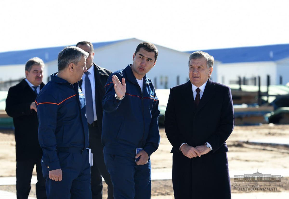 Prezident Sho‘rtanga bordi. Bu yerda qurilayotgan «noyob zavod» orqali benzin tannarxi tushiriladi