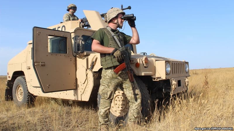 Ukraina Azov dengizi yaqinida harbiy mashqlar o‘tkazdi