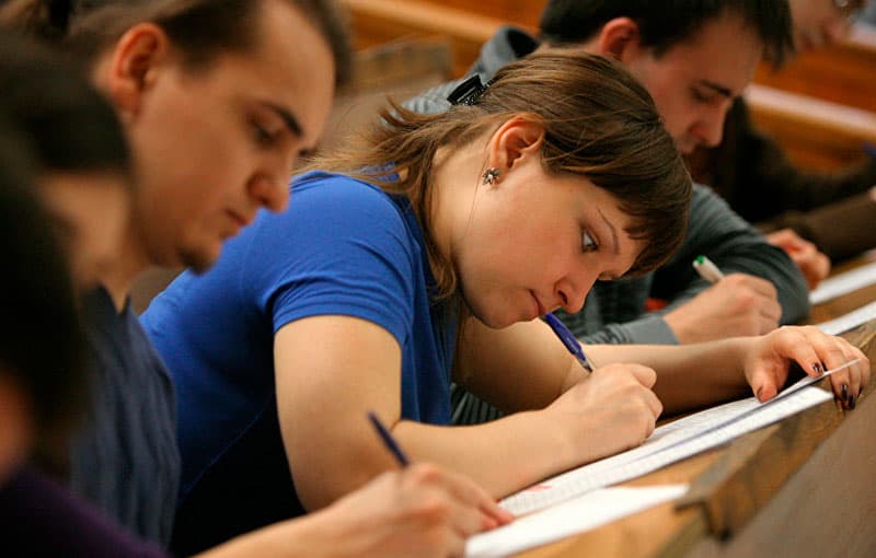 Pedagog kadrlar tayyorlovchi davlat universitetlarini ikkiga ajratish xususida taklif