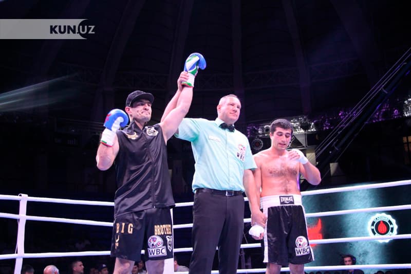 Professional boks kechasi. Uchinchi jang, uchinchi nokaut