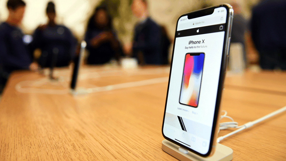 iPhone X ekranlari kuyib ketayotgani ma'lum qilindi