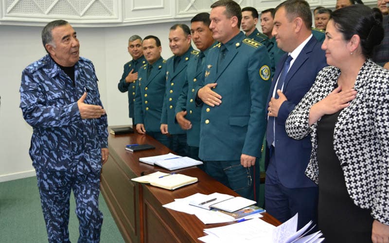 Zokirjon Almatov Samarqandda ikki kun ochiq muloqot o‘tkazdi