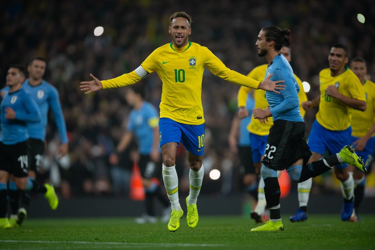 Neymar Braziliya terma jamoasi to‘purari Pelega yaqinlashmoqda