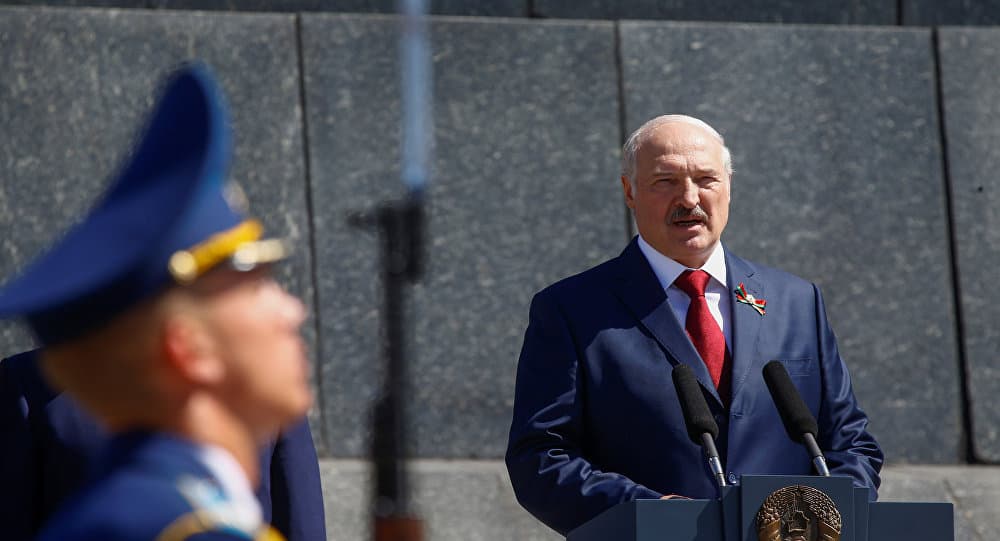 Lukashenko urush faxriylariga undan oldin hayotdan ko‘z yumishni “taqiqlab qo‘ydi”