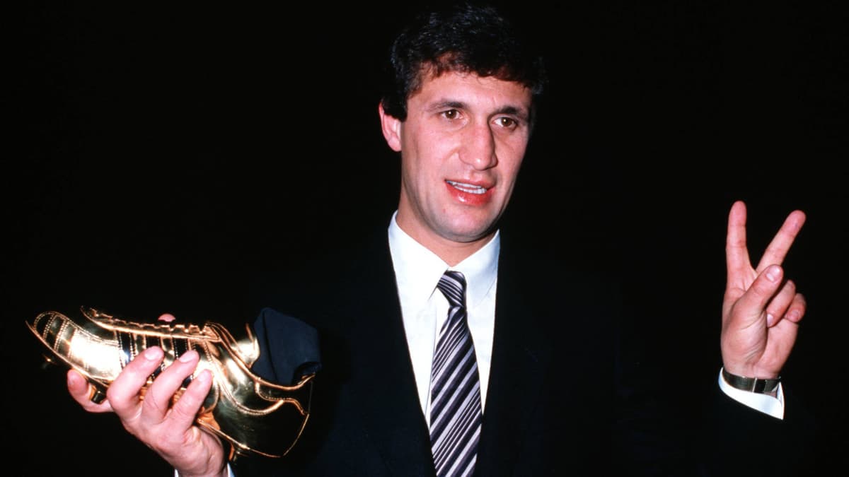 France Football 1992 yili «Oltin butsa»ni bekor qilgan – bir qalloblik tarixi