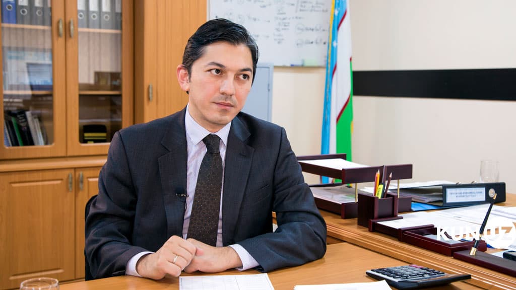 «Xalq ta'limiga kam mablag‘ ajratilgan». Vazir o‘rinbosari masalani qanday yechish mumkinligini ko‘rsatmoqda