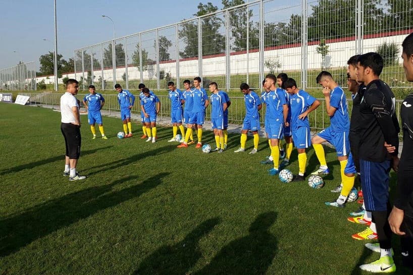 Mirjalol Qosimov olimpiyachilar bilan ishlamaydi, futbolchilar Ravshan Haydarov qo‘l ostida yig‘inni boshlaydi