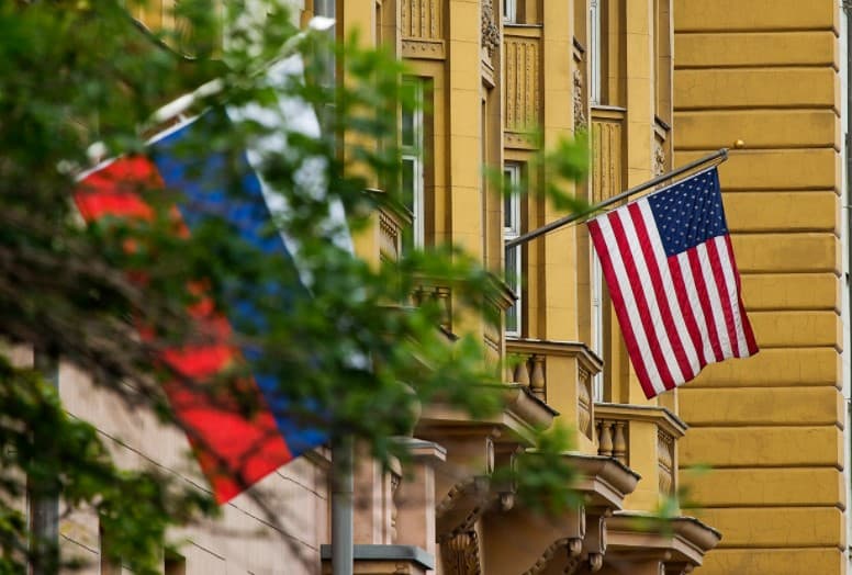 Davlat departamenti Rossiyaga yangi diplomatlar yuborishni taklif qildi