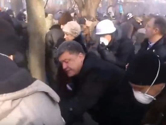 Poroshenkoning Maydandagi “jasorati”ni fosh qiluvchi video paydo bo‘ldi