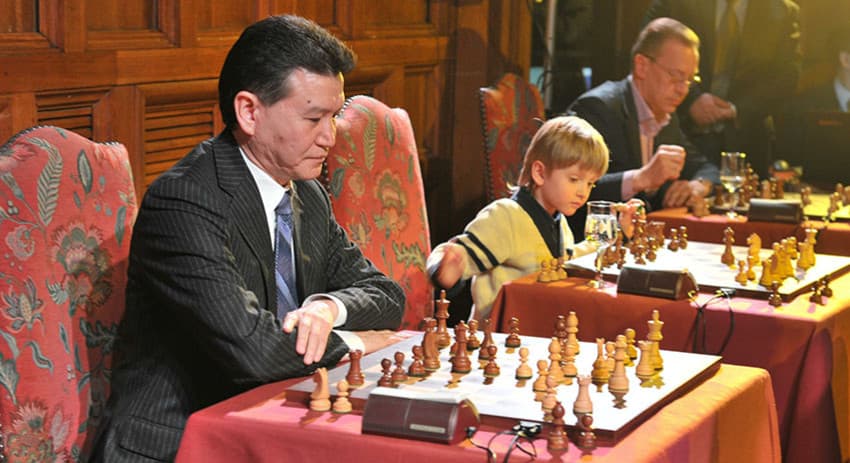 Ilyumjinov o‘zining chetlatilishini «siyosiy» deb baholamoqda