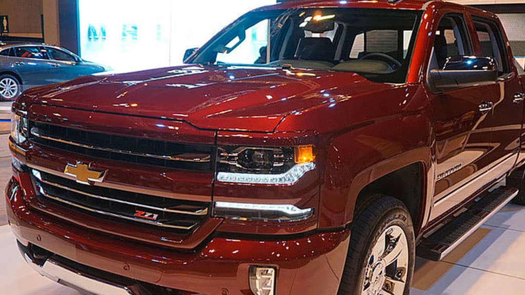 AQShda Lego donalaridan Chevrolet Silverado pikapining aniq nusxasi yasaldi (video)