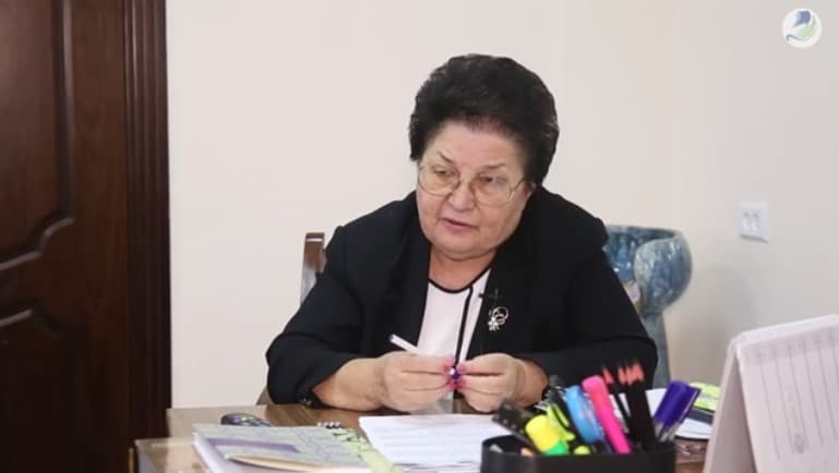 Video: Sayyora Rashidova otasi va Islom Karimov haqida