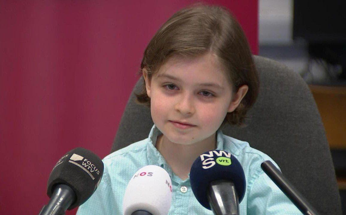 Belgiyada 8 yoshli bolakay universitetga o‘qishga kirmoqchi