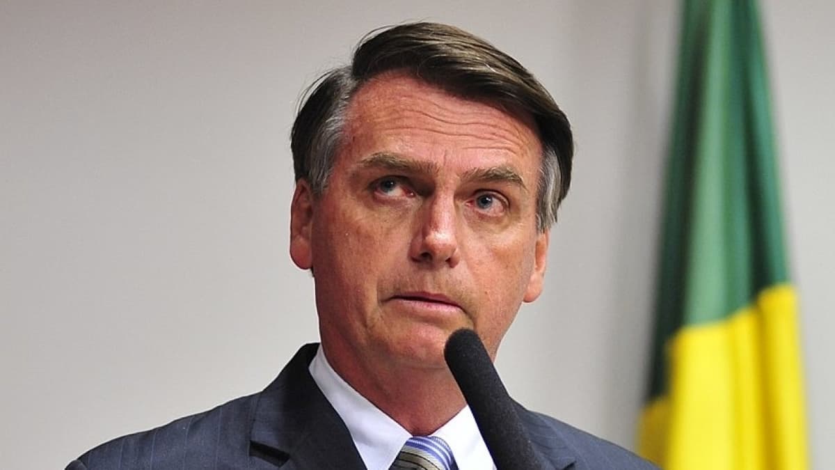 Braziliya prezidenti Makronga uzr so‘rashni taklif qildi