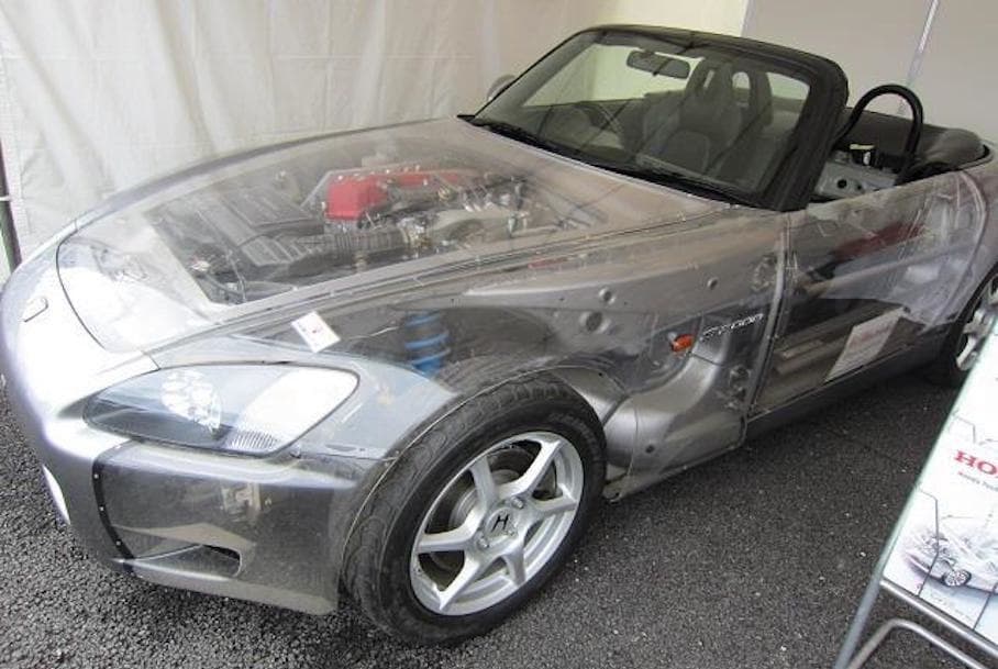 Yaponiyada kuzovi shaffof Honda S2000 yaratildi