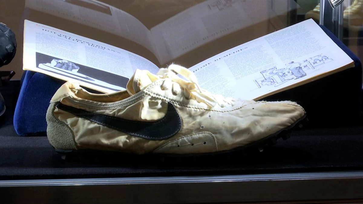AQShda 1972 yilgi Nike krossovkasi rekord narxga sotildi