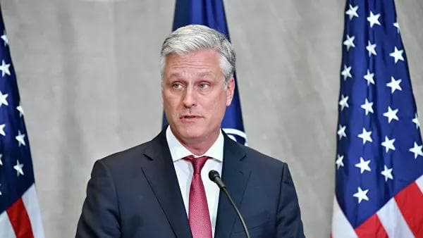 Tramp milliy xavfsizlik bo‘yicha maslahatchisi lavozimiga kimni tayinlashini ma'lum qildi