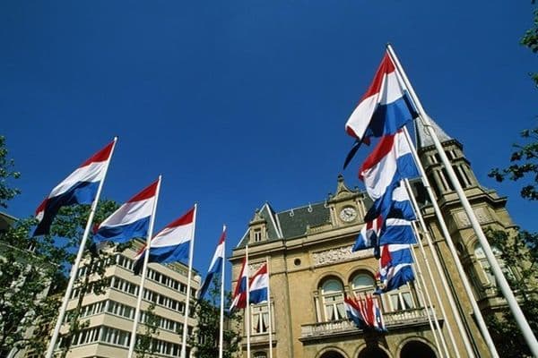 Niderlandiya o‘zini Gollandiya deb atashdan voz kechdi