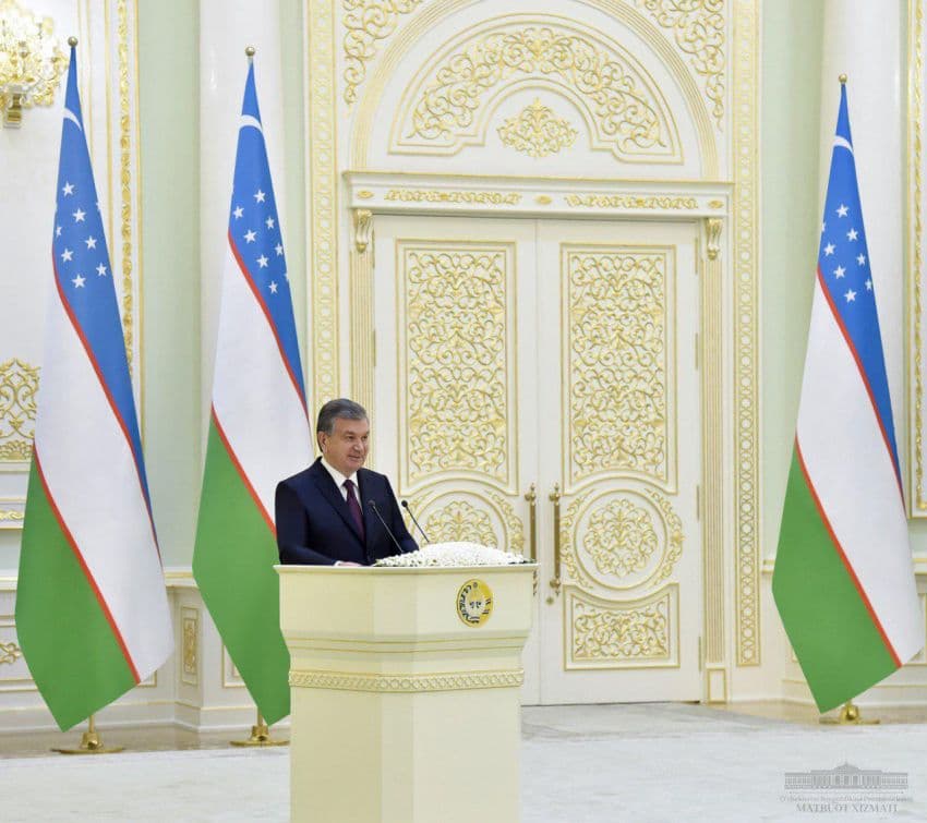 Prezident xorijiy davlatlar elchilaridan ishonch yorliqlarini qabul qildi