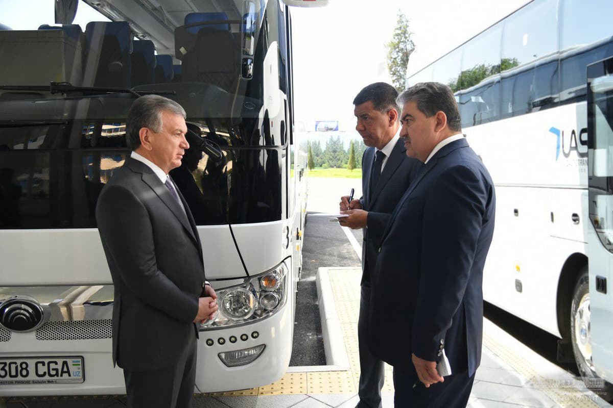 Mirziyoyev «Toshkent» avtovokzaliga bordi. Xavfsizlikni ta'minlash va narxlarni arzon qilish bo‘yicha ko‘rsatmalar berildi
