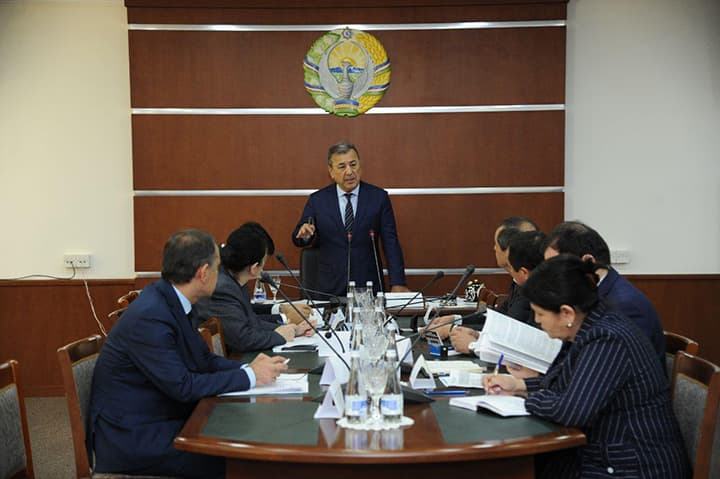 Oliy ta'lim muassasalariga moliyaviy mustaqillik berish bo‘yicha topshiriq ijrosi hamon ta'minlanmagan