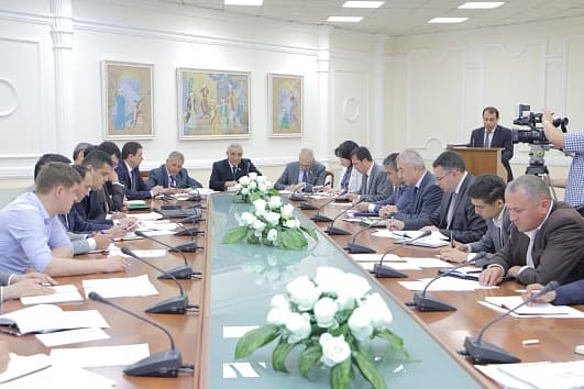 Tomchilatib sug‘orish ishlarining kechiktirilgani deputatlar tanqidiga sabab bo‘ldi