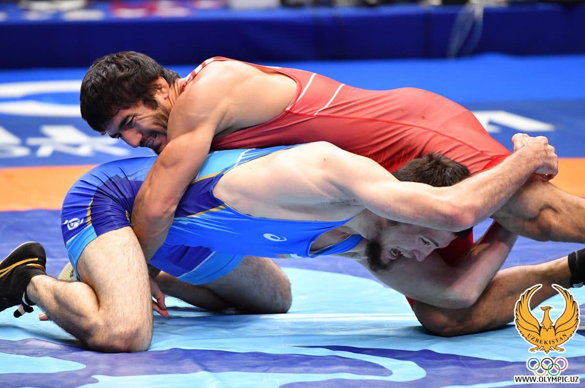 Erkin kurash. O‘zbekistonning 4 vakili o‘z ishtirokini muvaffaqiyatli boshladi, Ixtiyor Navro‘zov esa medalsiz qoldi