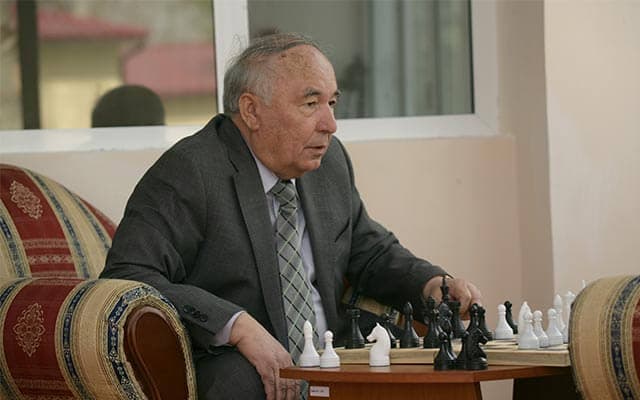 Hukumat qarori: Erkin Vohidov memorial muzeyi tashkil etiladi