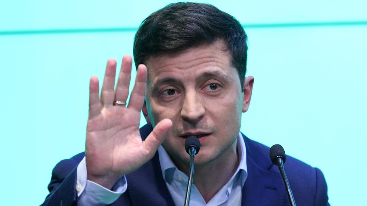 Zelenskiy Ukrainadagi eski hokimiyat tizimini «nokaut» qilishga va'da berdi
