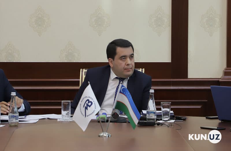 Markaziy bank raisi o‘rinbosari «qora bozor»ga qanday barham berish mumkinligini aytdi