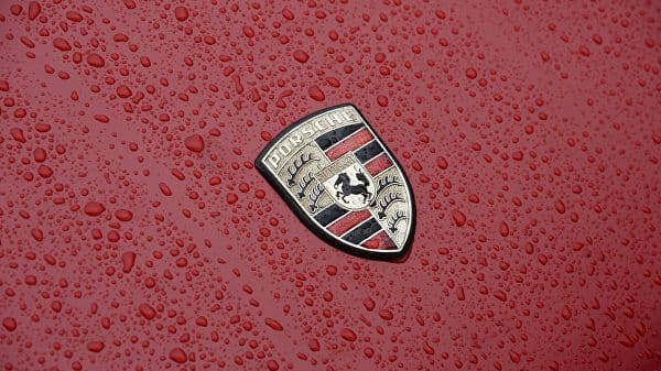 Germaniyada Porsche kompaniyasi “dizel mojarosi” tufayli 535 million yevro jarimaga tortildi