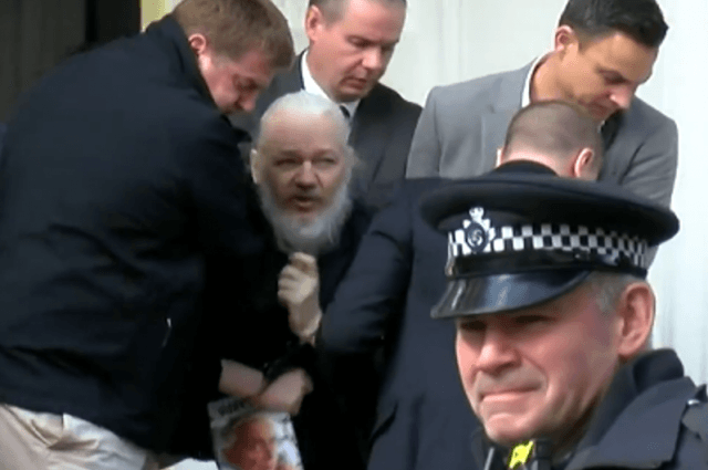 Britaniyada Assanjni o‘lim jazosi amal qiluvchi davlatga topshirmaslikka va'da berildi