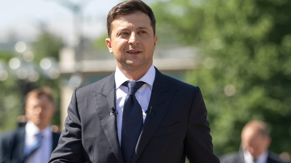 Zelenskiy Donbassga investitsiyalar kiritilishini e'lon qildi