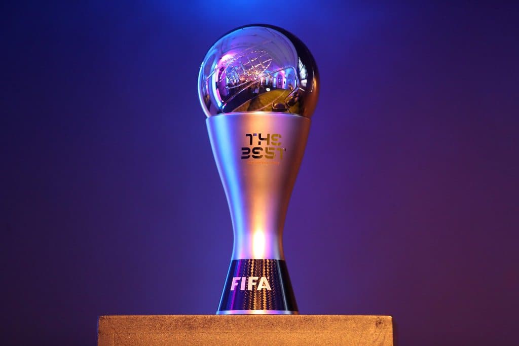 FIFA yilning eng yaxshilarini taqdirlaydi. Nomzodlar e'lon qilindi