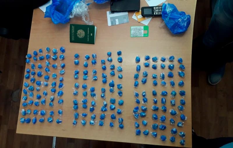 Rossiyada O‘zbekistonning ikki fuqarosi katta miqdordagi geroin bilan qo‘lga olindi