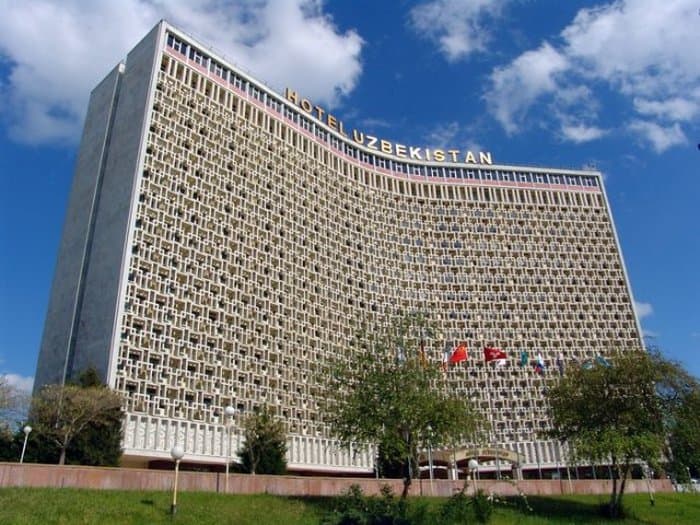 KPMG поможет продать гостиницу «Узбекистан»