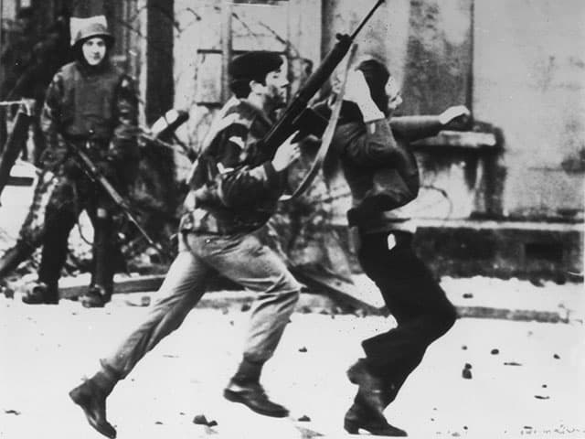 Britaniyalik sobiq askar 1972 yilda namoyishchilarni o‘qqa tutgani uchun sudlanadi